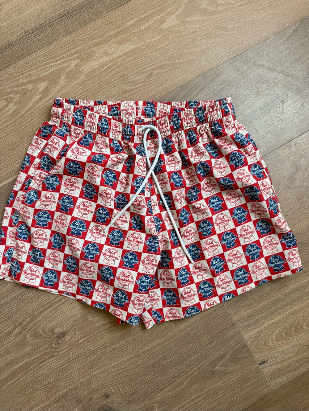 Abercrombie & Fitch men’s Red, White & Blue Pabst Logo Swim Trunks size small